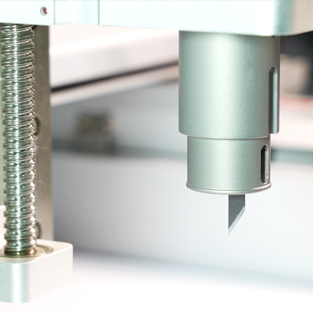 振（震）動(dòng)刀+壓輪—瓦楞紙切割+壓痕